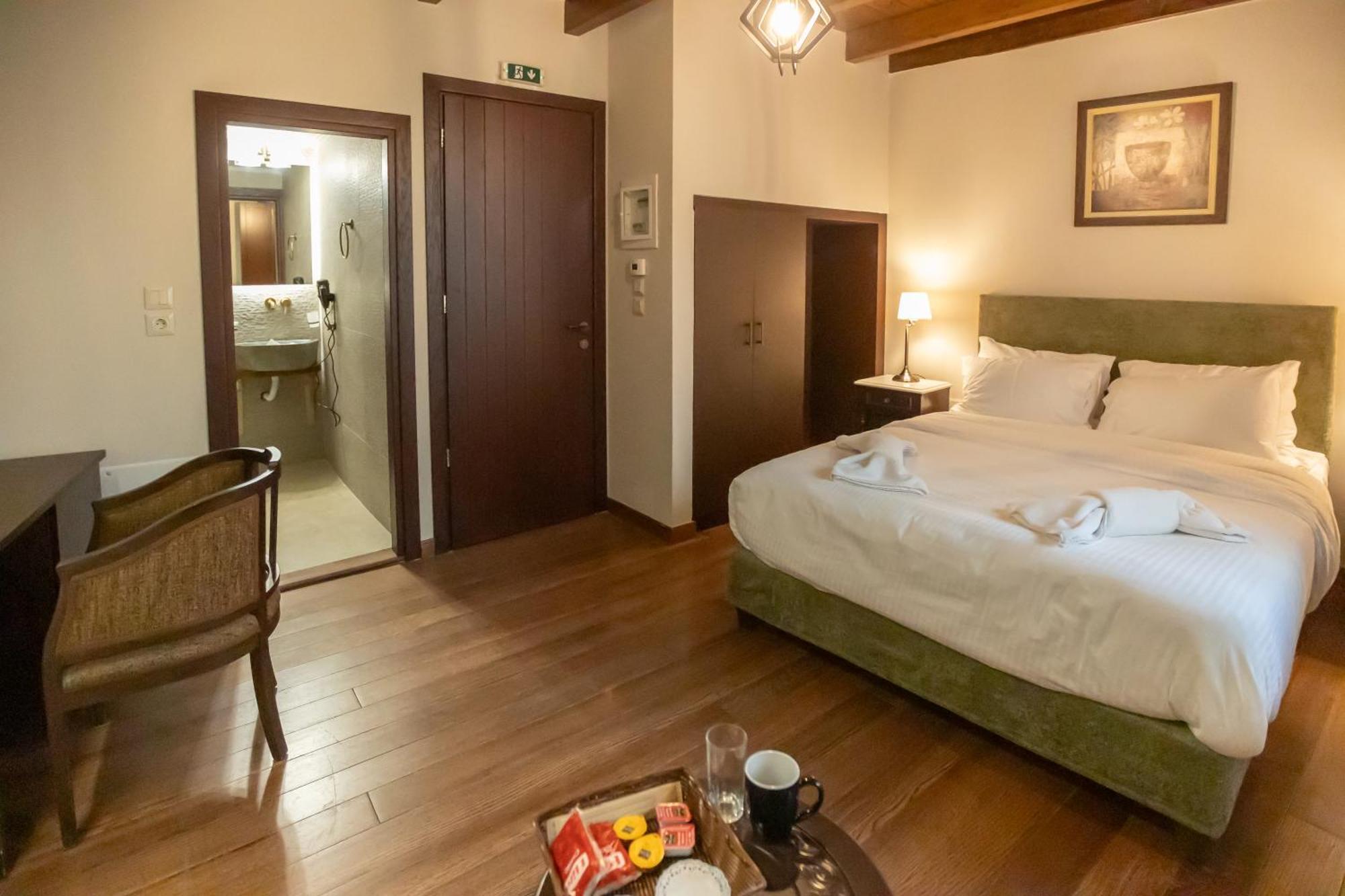 Guesthouse Lousios ديميتسانا المظهر الخارجي الصورة